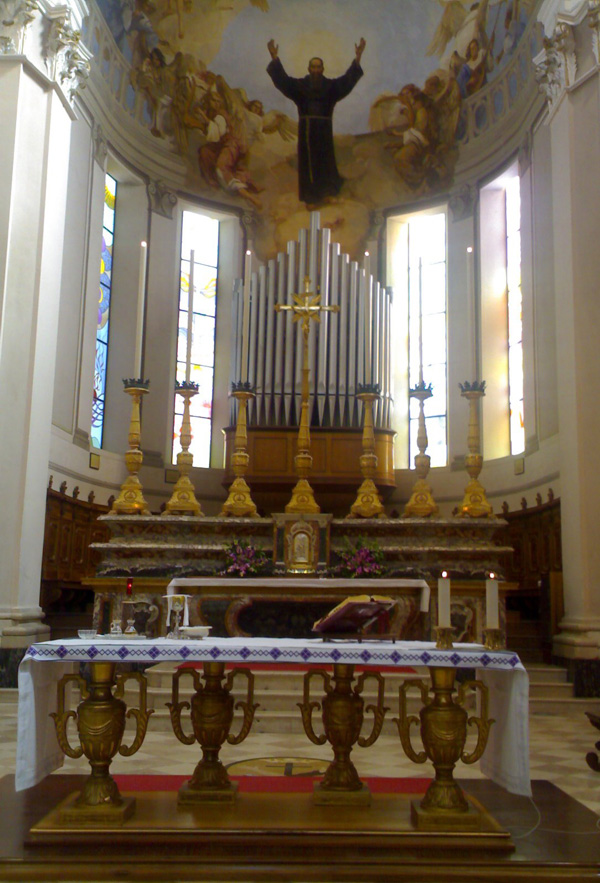 Altare San Giuseppe da Copertino