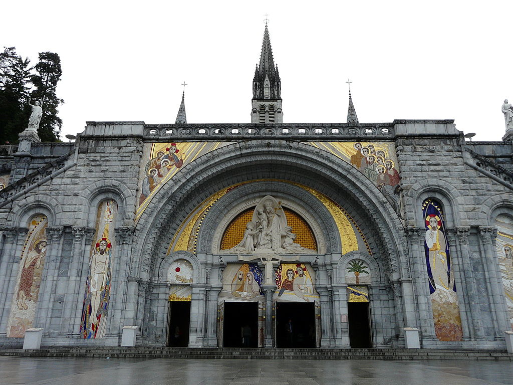 Basilica del Rosario Lourdes