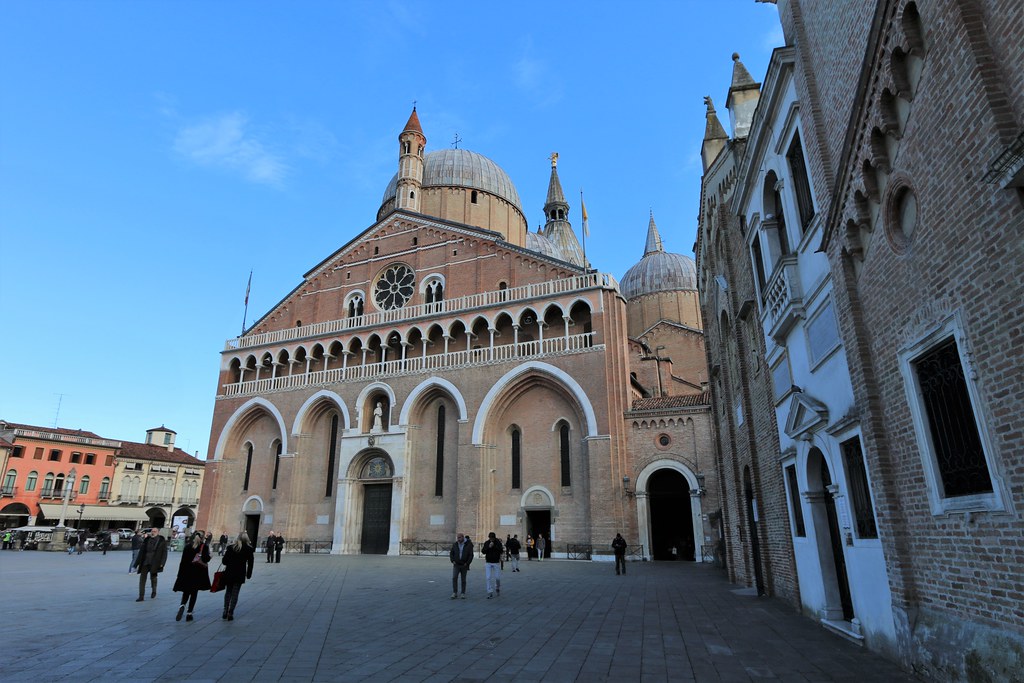 Basilica Di Sant'Antonio Di Padova